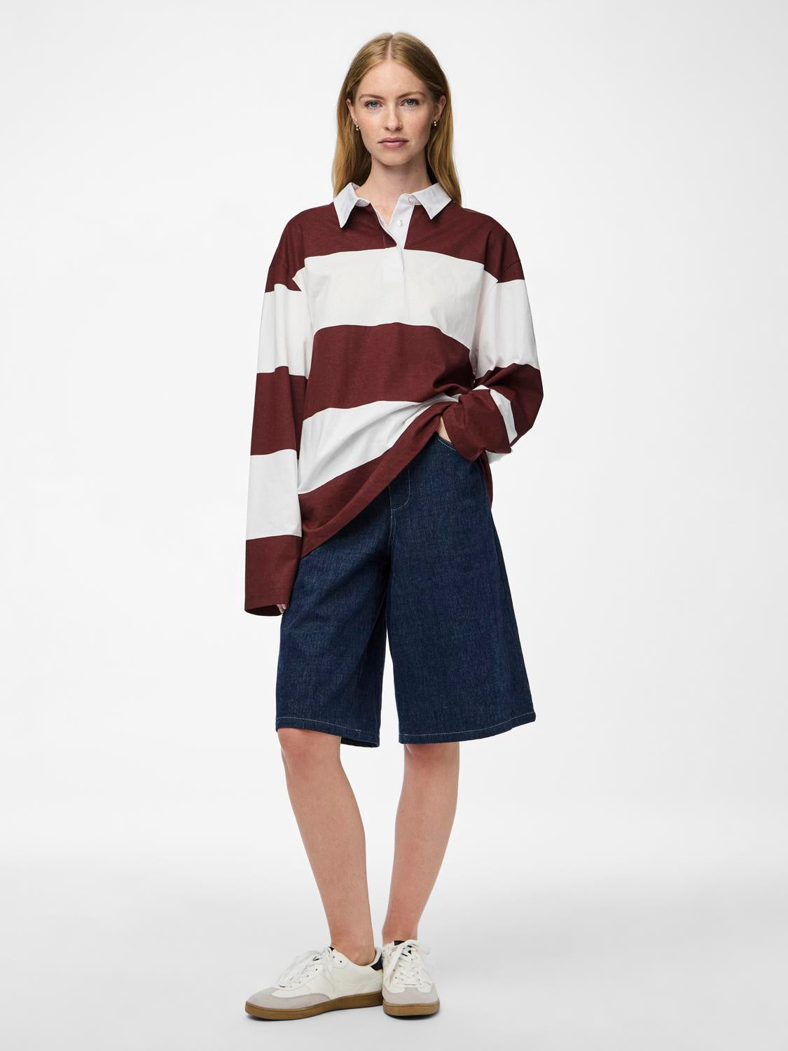 model_shot-front_full